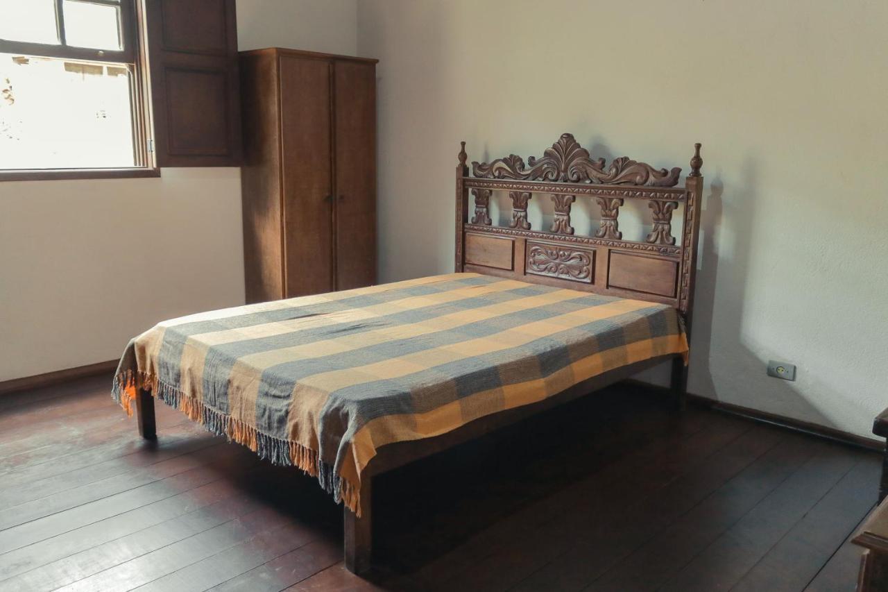 Em Tiradentes, Minas Gerais, Casa Tipica E Espacosa Em Terreno Arborizado מראה חיצוני תמונה