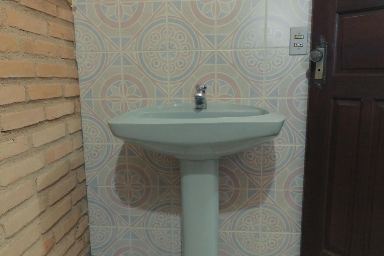 Em Tiradentes, Minas Gerais, Casa Tipica E Espacosa Em Terreno Arborizado מראה חיצוני תמונה