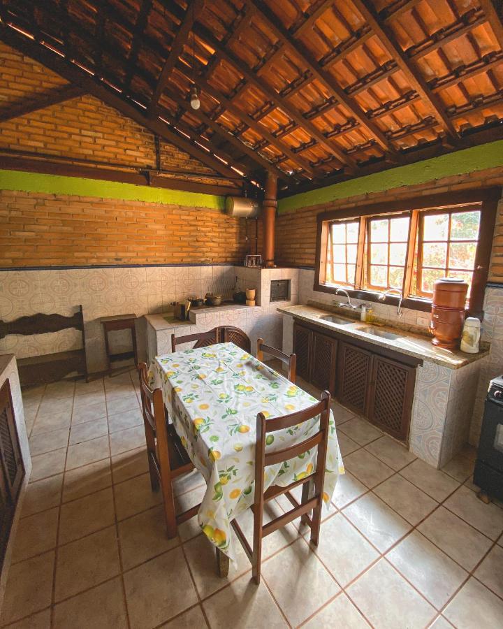 Em Tiradentes, Minas Gerais, Casa Tipica E Espacosa Em Terreno Arborizado מראה חיצוני תמונה